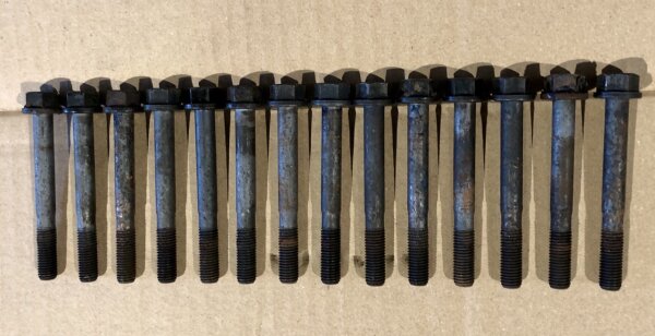 Yanmar 3TNA68 3TNE68 Motor Zylinderkopfschrauben