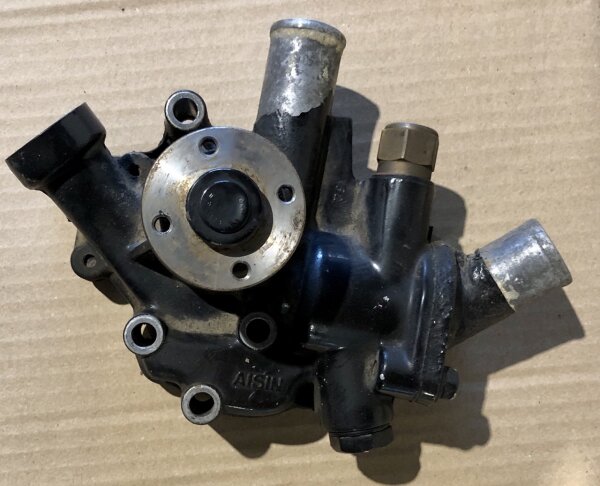 Yanmar 3TNA68 3TNE68 Motor Wasserpumpe