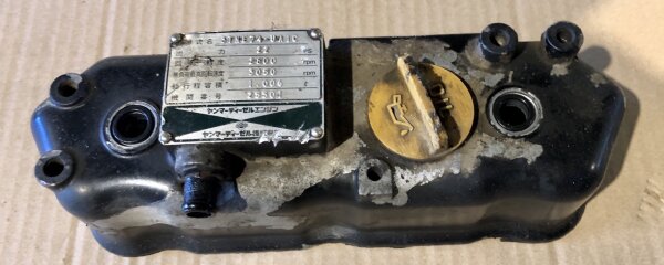 Yanmar 3TNE74 Motor Ventildeckel