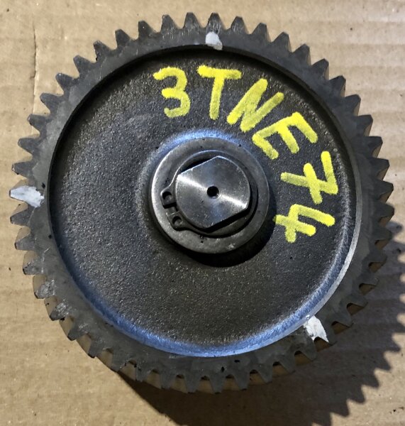 Yanmar 3TNE74 Motor Zwischenrad