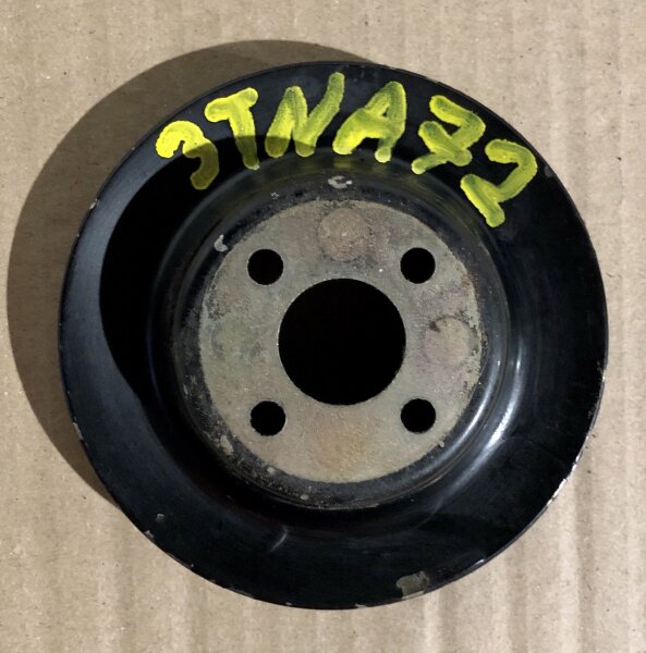 Yanmar 3TNA72 Motor Riemenscheibe Wasserpumpe